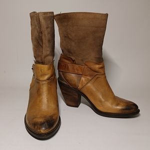 JANET & JANET  Boots